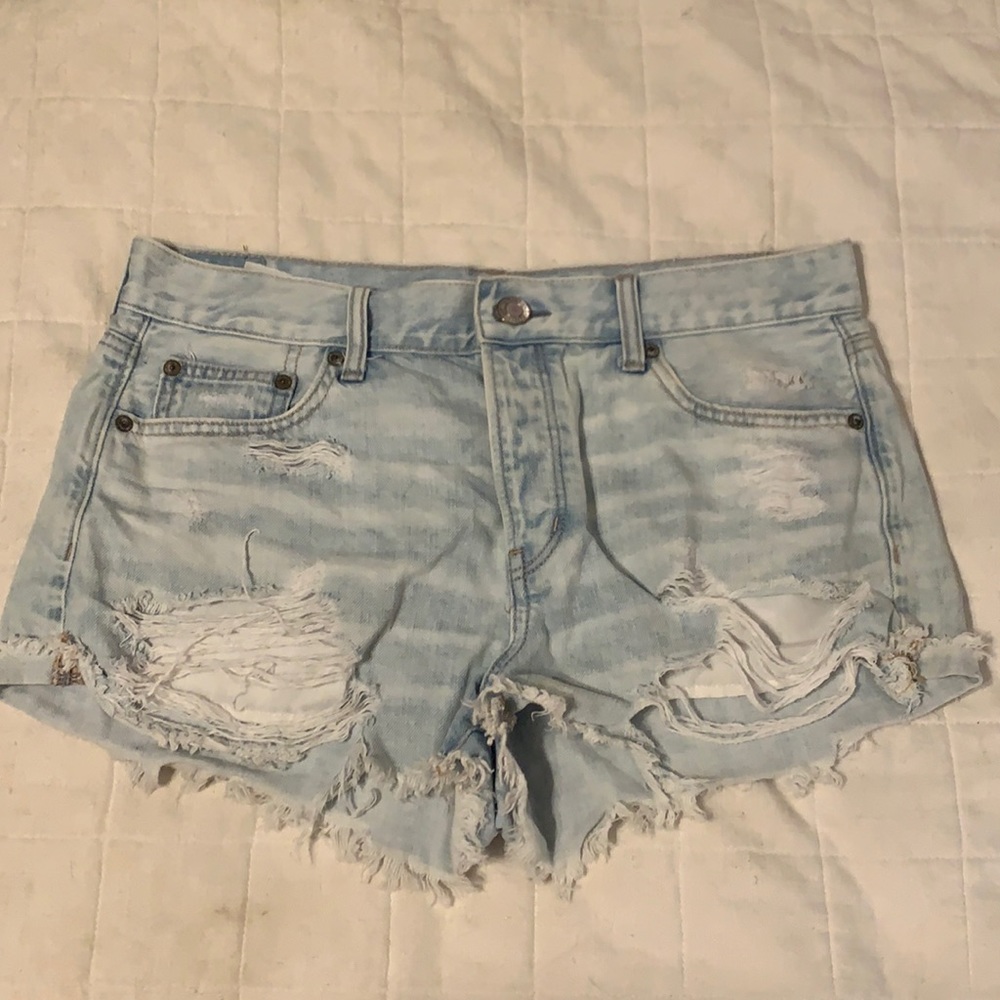 Distressed Light Wash Denim Shoets